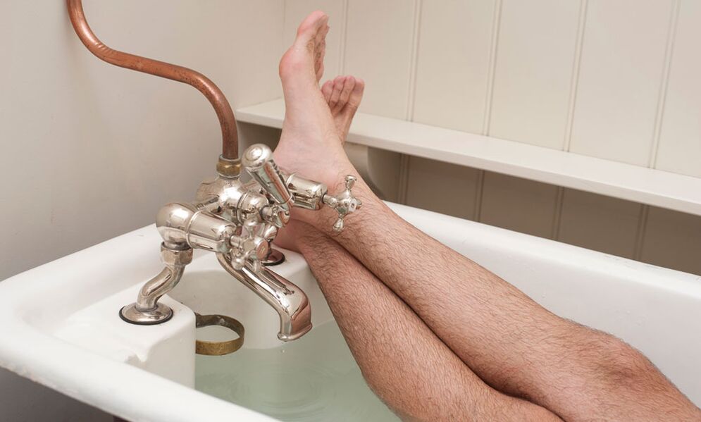 A man bathes with soft drinks